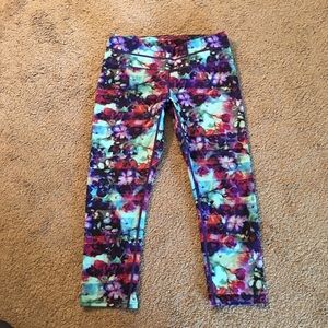 Floral Athleta work out pants!